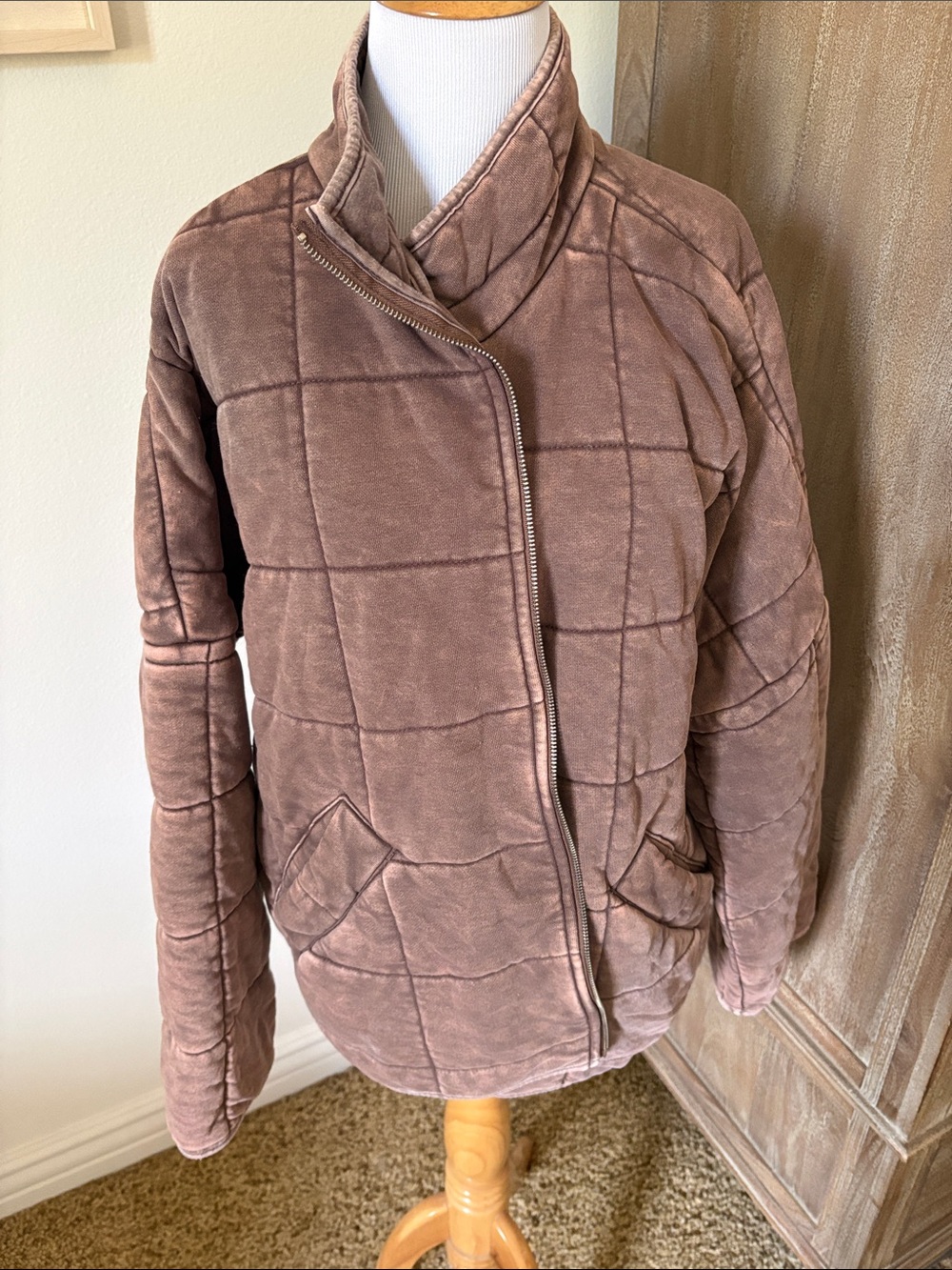 Forever 21 Dusty Rose Quilted Jacket